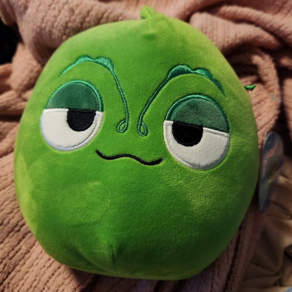NWT Pascal from Disney Rapunzel 8 inch Squishmallow